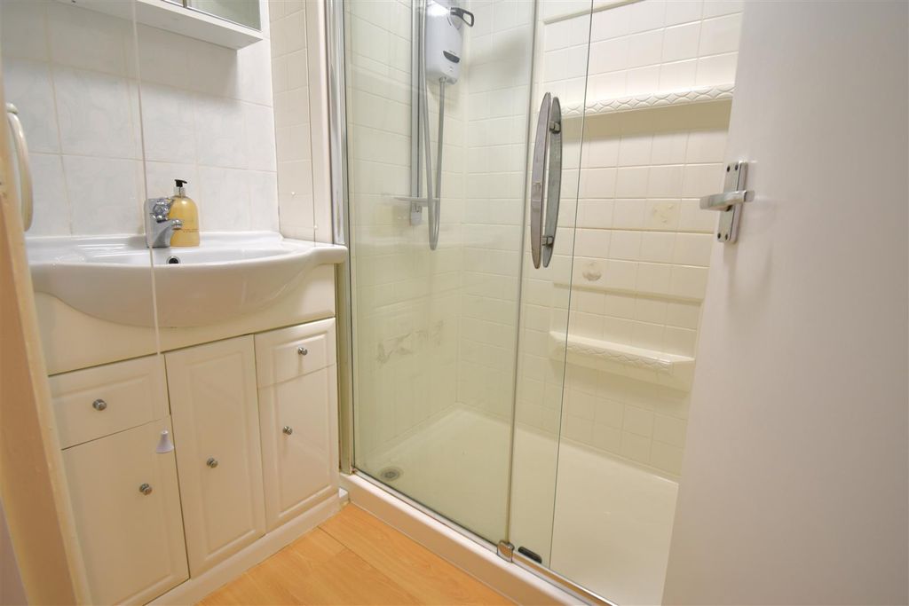 Additional image 9 of 2 bed flat for saleGrange Court Road, Westbury-On-Trym, Bristol BS9
