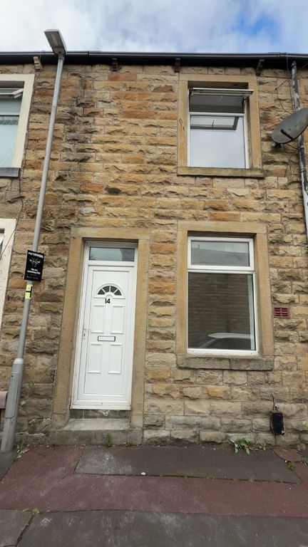 Property photo 1 of 25