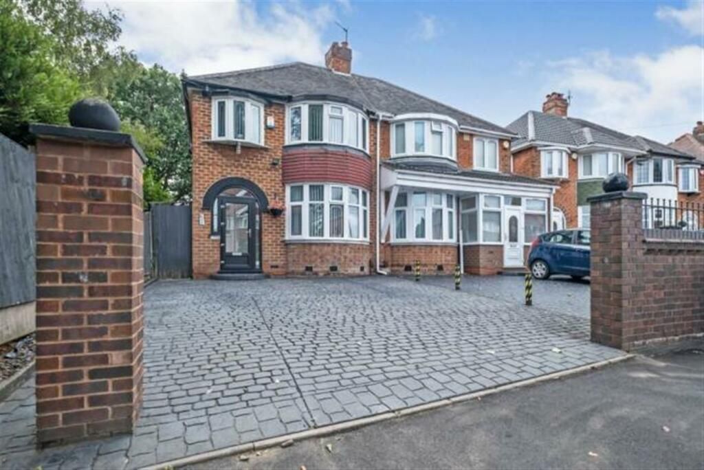 Property photo 1 of 9