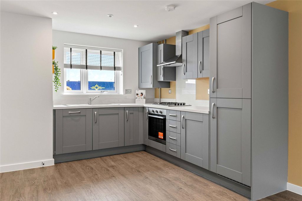 Property photo 1 of 11 Picture No. 02