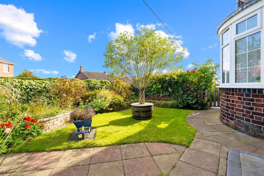 Property photo 3 of 19