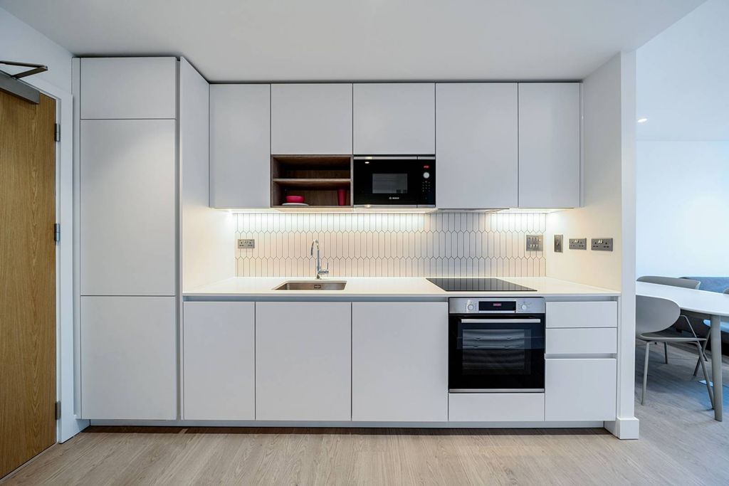 Property photo 2 of 26