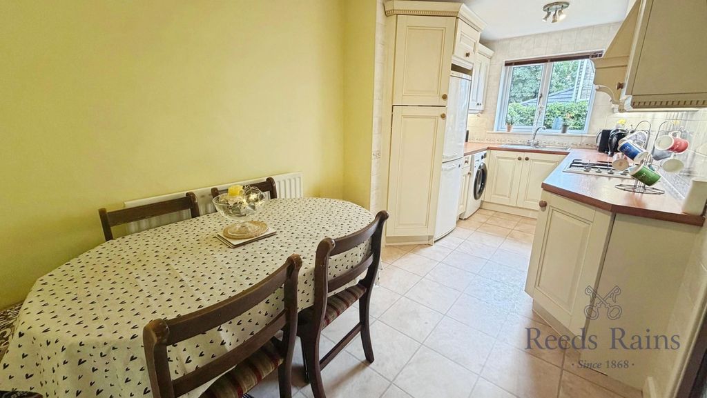 Property photo 3 of 14 Kitchen/Diner
