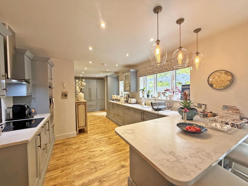 Property photo 3 of 20 Photo 3