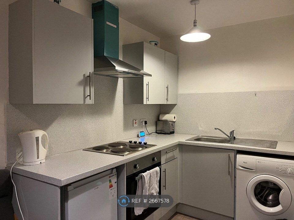 Property photo 2 of 10