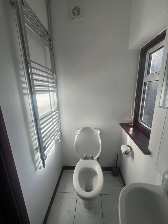 Property photo 2 of 3