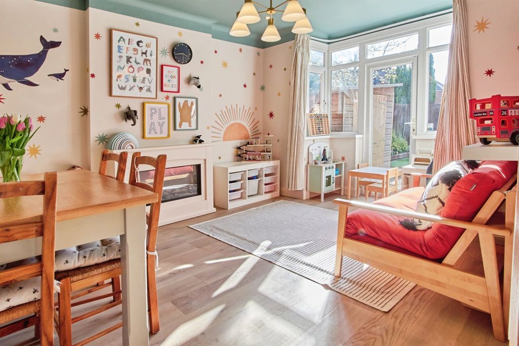 Property photo 3 of 23