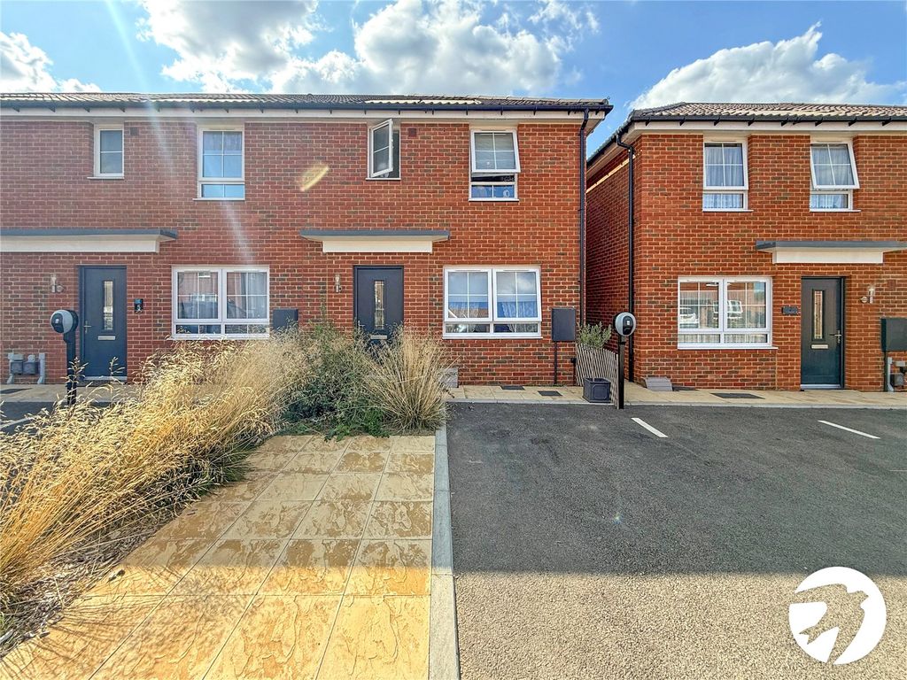 Property photo 1 of 14 External