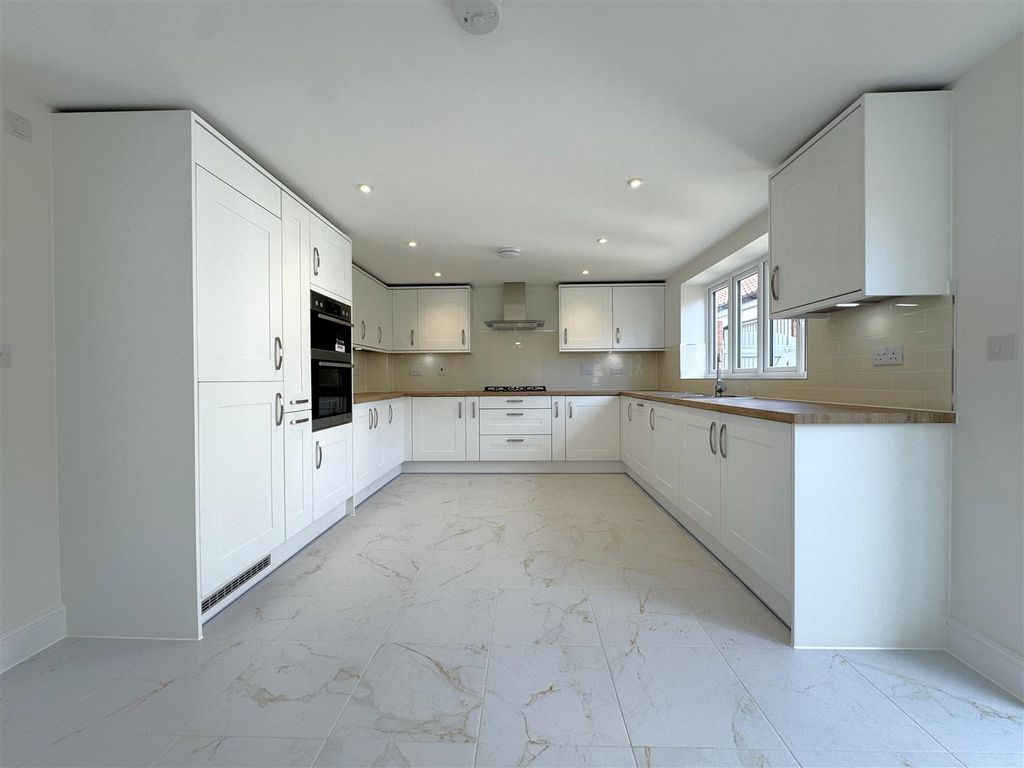 Property photo 3 of 15 Img_1216.Jpeg