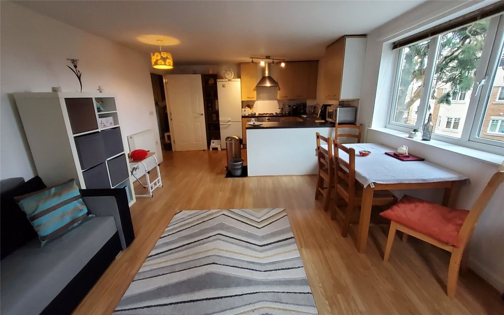 Property photo 3 of 7 Picture No. 07