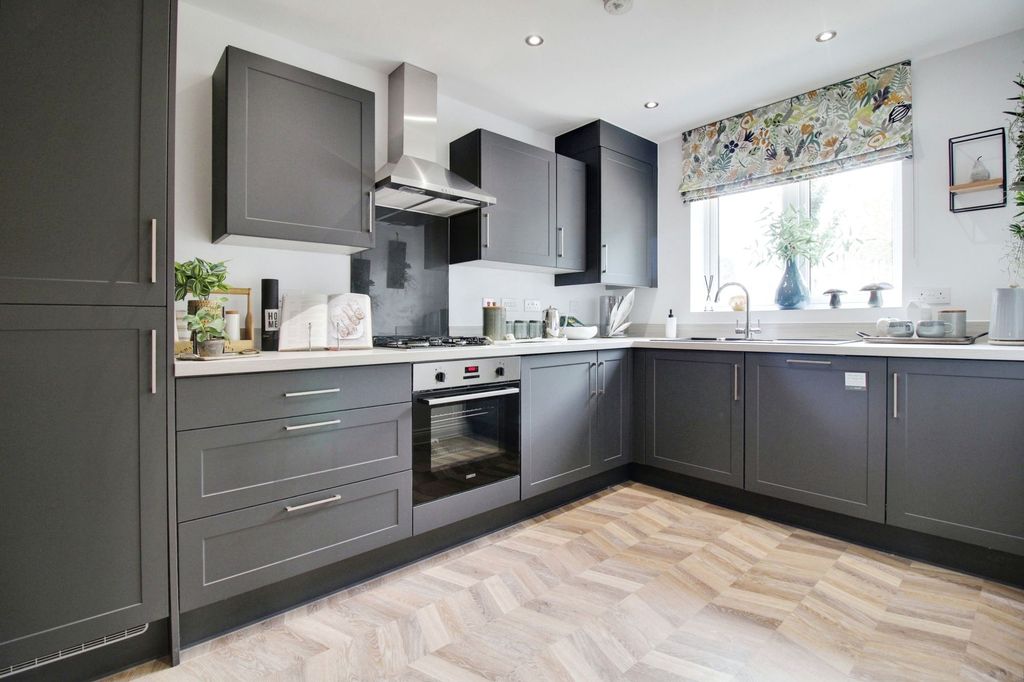 Property photo 2 of 9 Show Home Kitchen