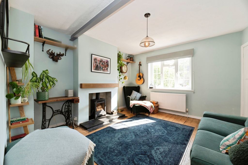 Property photo 2 of 16 Pbox-Img.Jpg