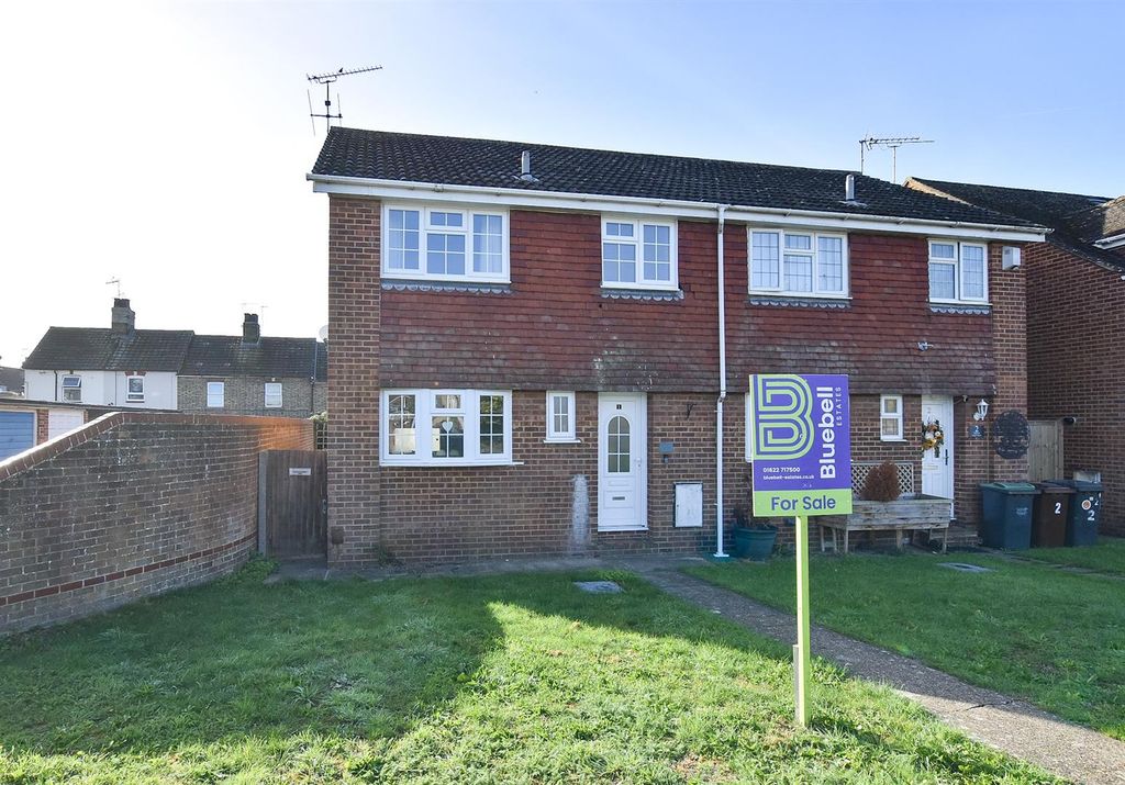 Property photo 1 of 14 Nelson Road.Jpg