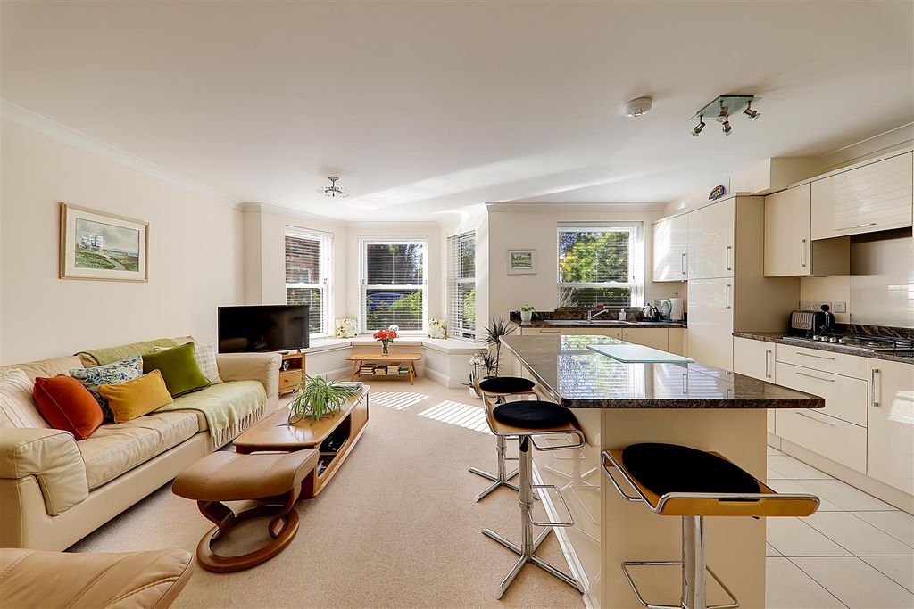 Property photo 3 of 22 Img_0954-Img_0956.Jpg