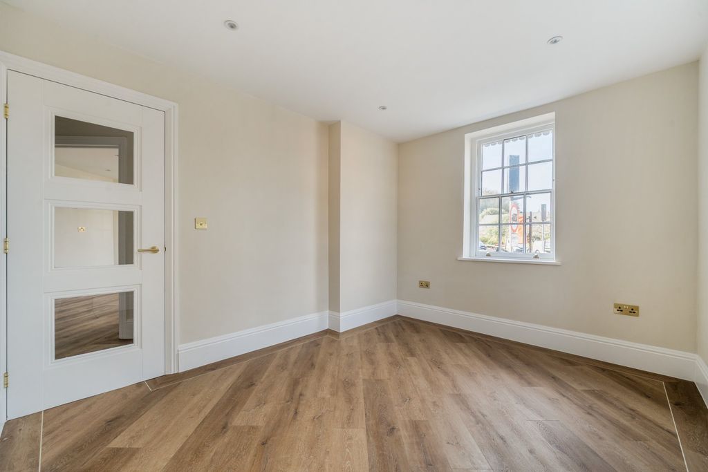 Additional image 9 of 4 bed detached house for saleGodalming, Surrey GU7