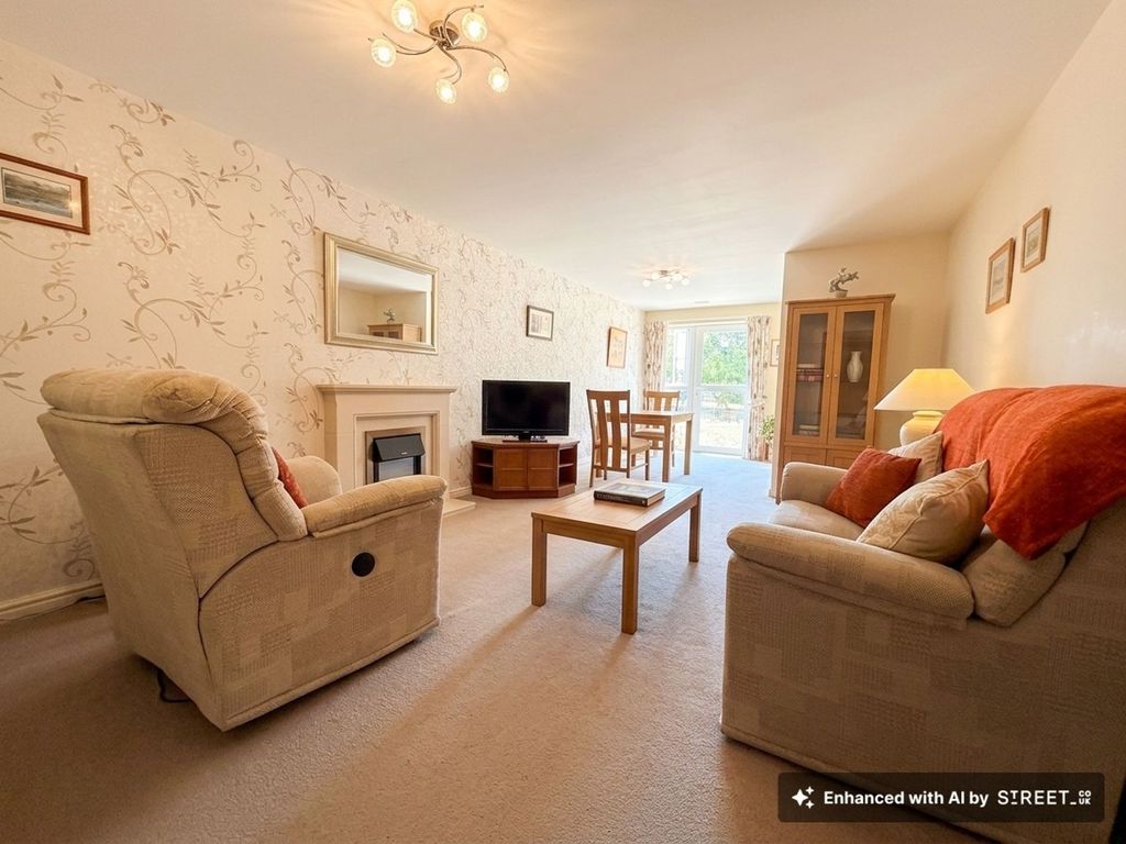 Property photo 3 of 19