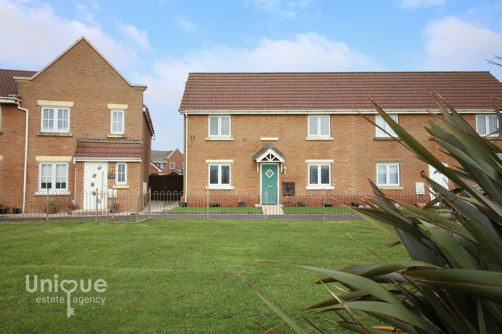 Property photo 1 of 26