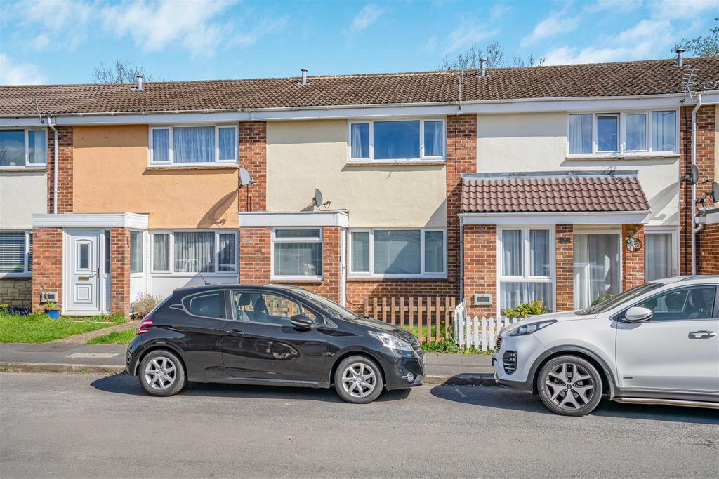 Property photo 1 of 12 11_77086.Jpg