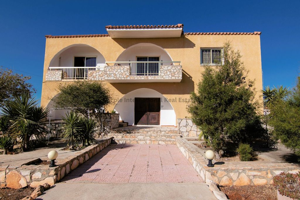 Property photo 1 of 55