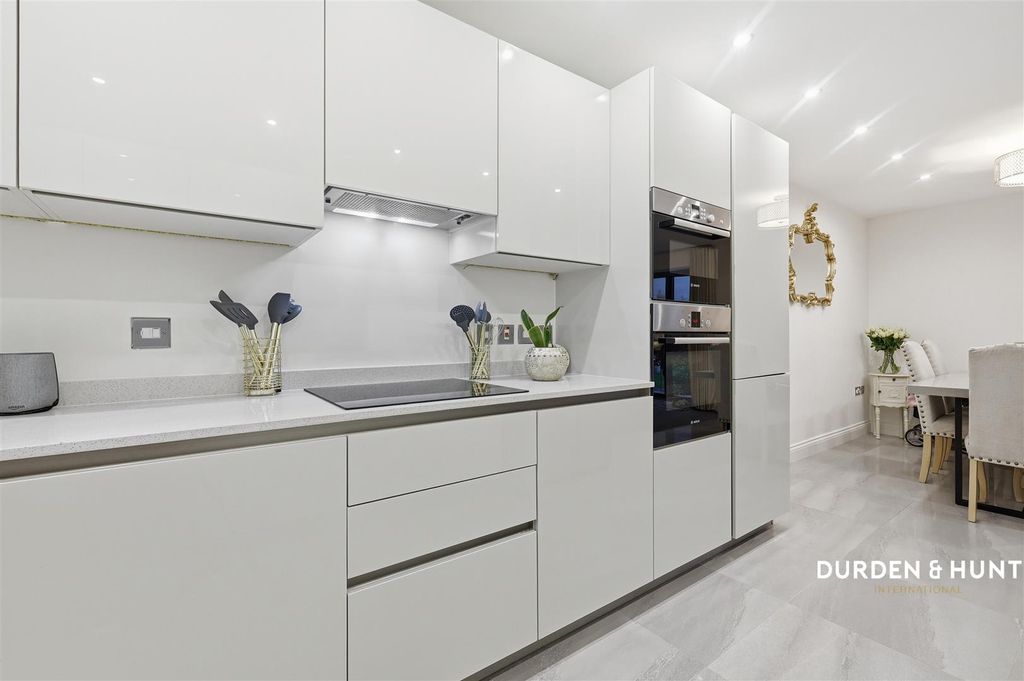 Property photo 3 of 26 Dennises Lane