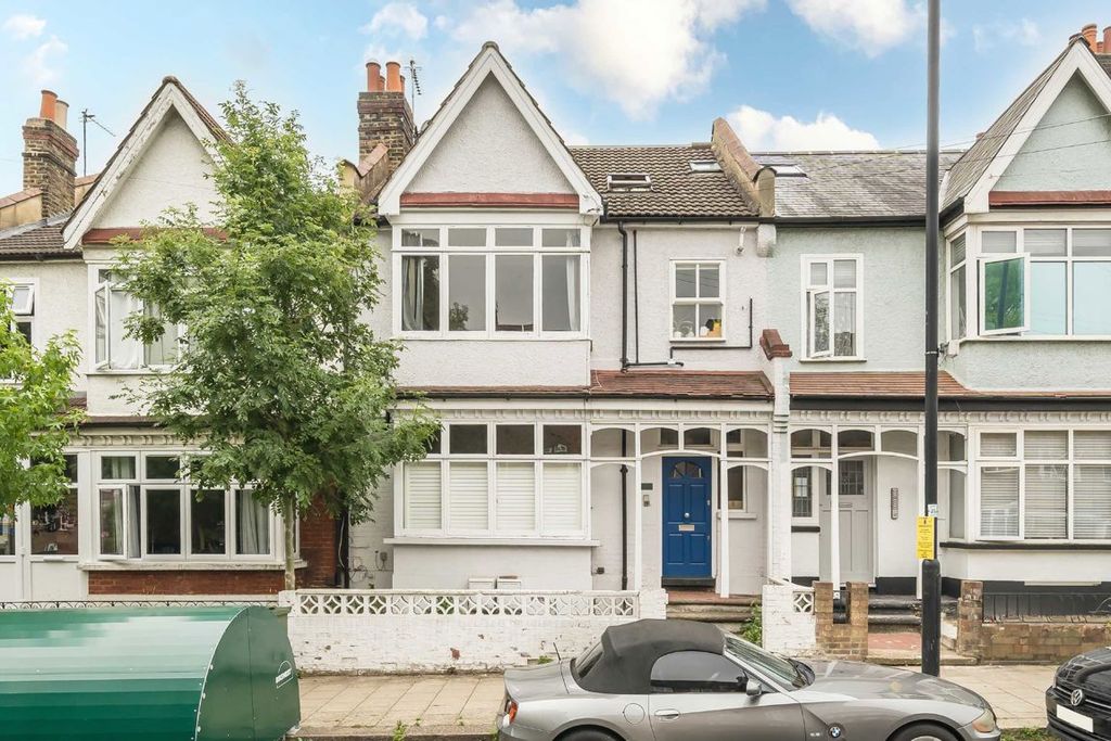 Property photo 1 of 7