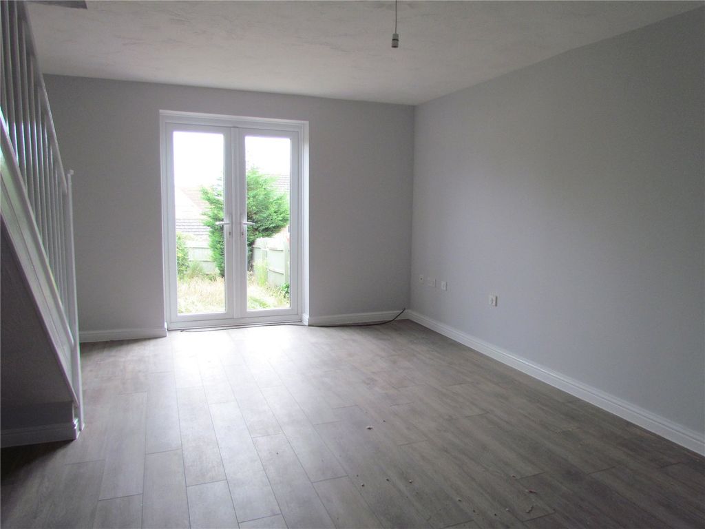 Property photo 2 of 8 Picture No. 05