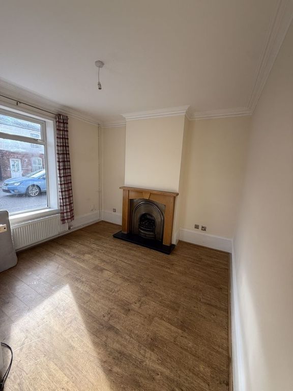 Property photo 2 of 12 Living Room