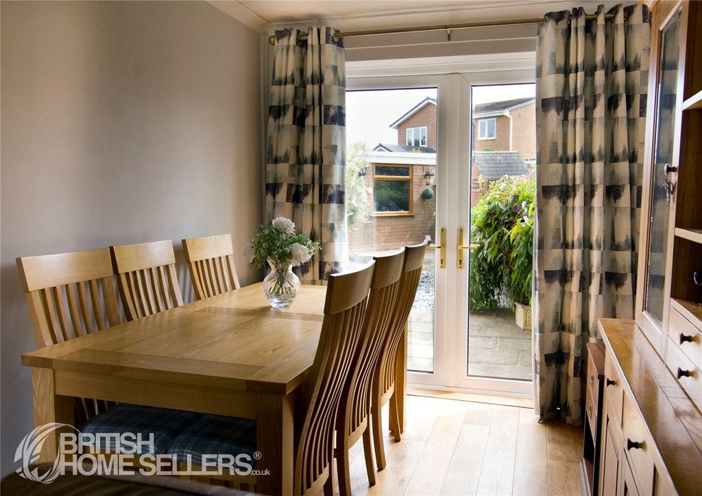 Property photo 2 of 27 Picture No. 04