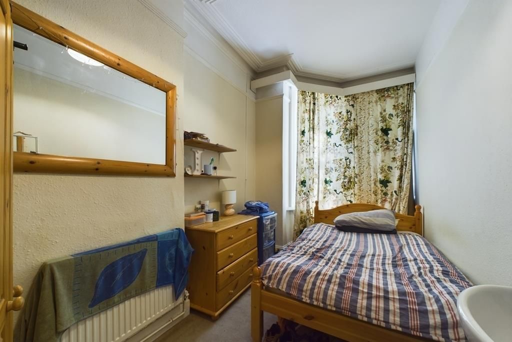 Property photo 2 of 13 Cam01645G0-Pr0077-Still001.Jpg