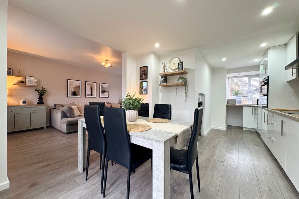 Property photo 1 of 16 Img_8404.Jpeg