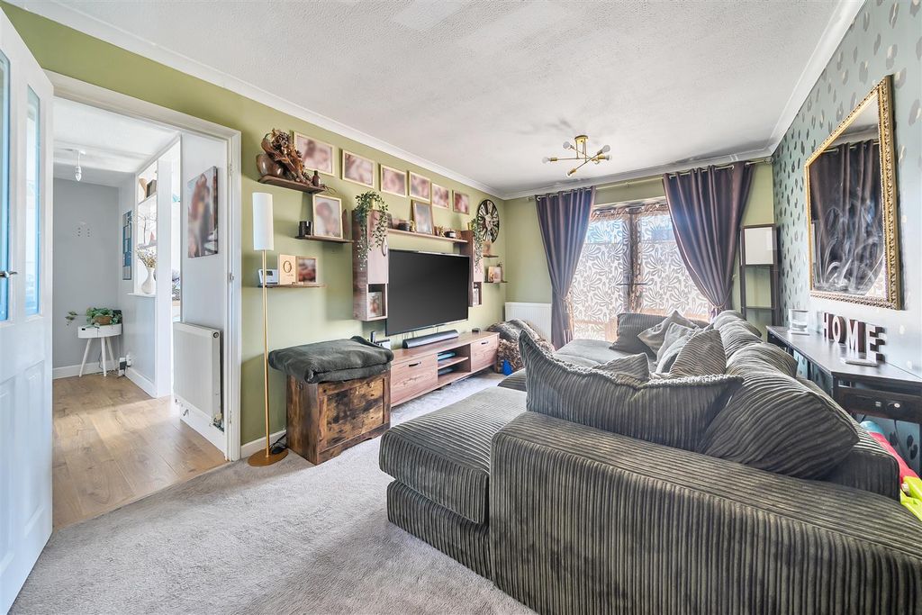 Property photo 3 of 20 1438881-9-69d50047c0A88.Jpg