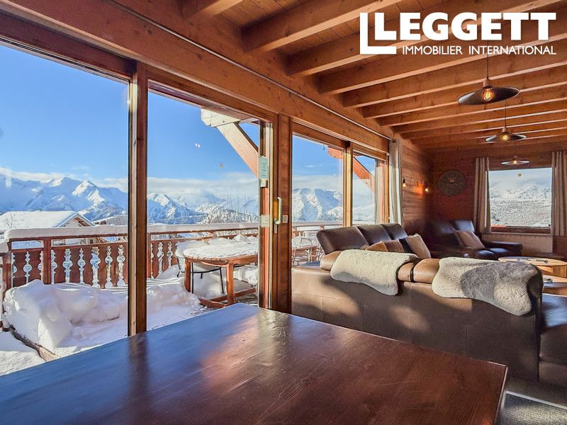 Property photo 3 of 10