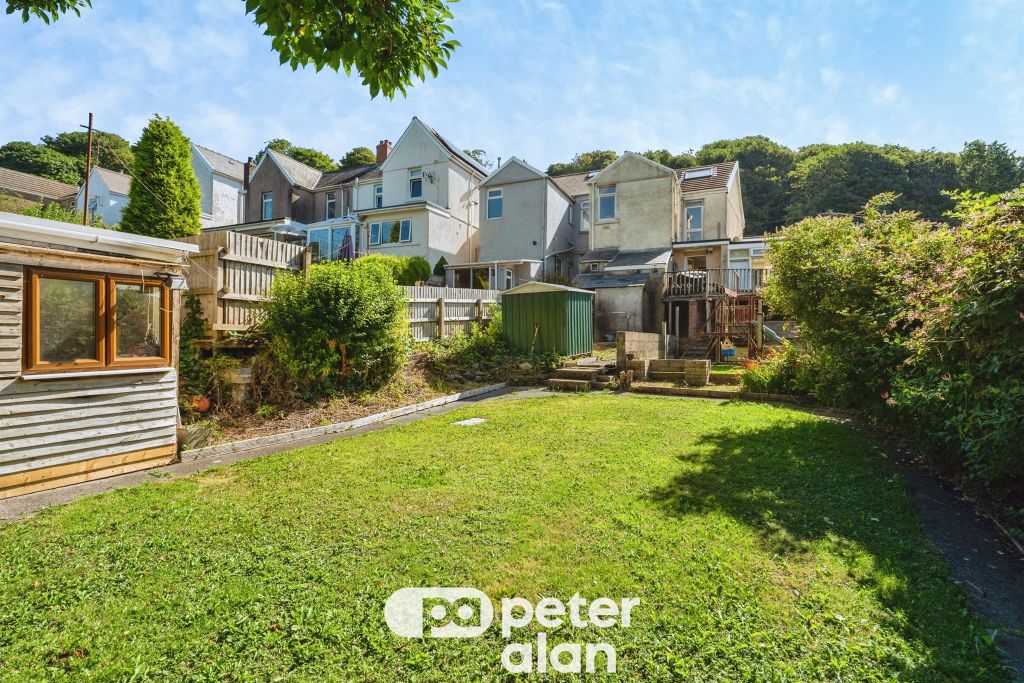 Property photo 3 of 16