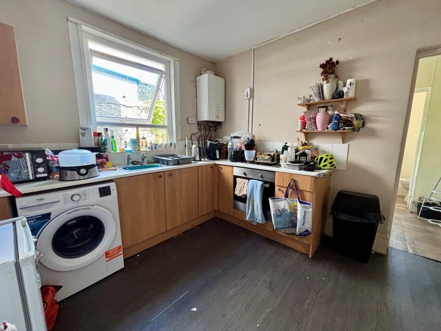 Property photo 3 of 12