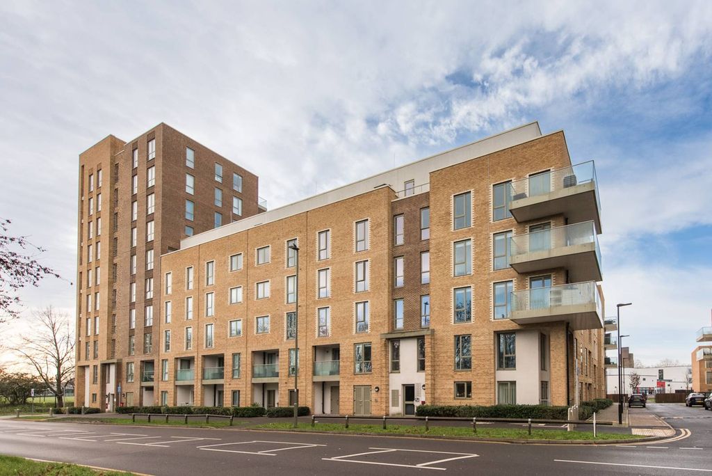 Property photo 1 of 10