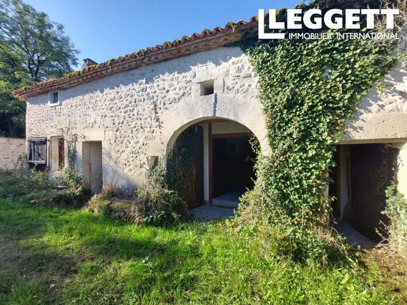 Property photo 2 of 10