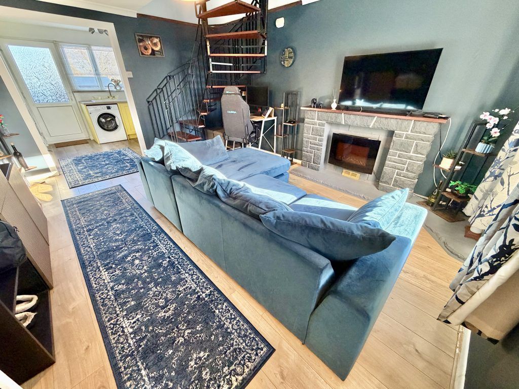 Property photo 3 of 10