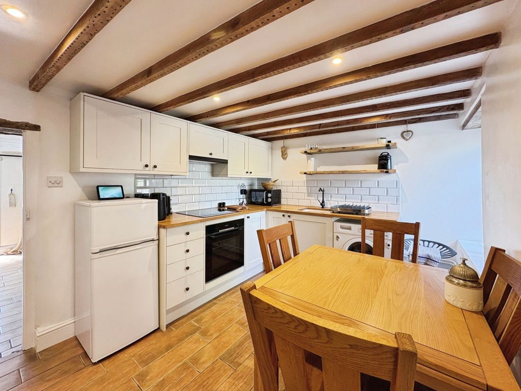 Property photo 3 of 23 Fe23Fe12-14