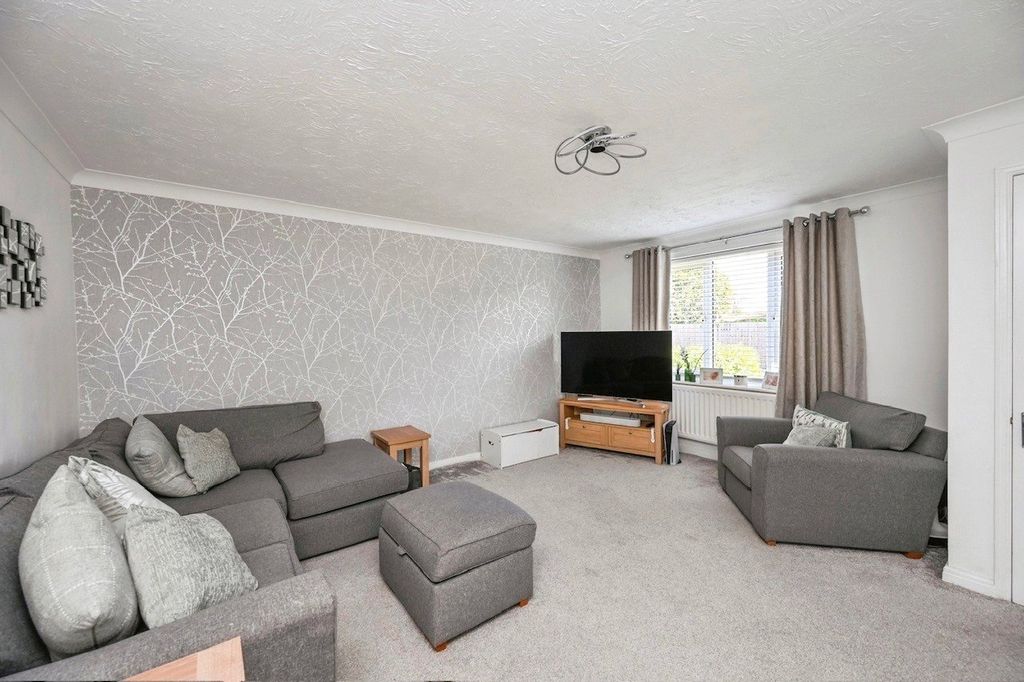 Property photo 3 of 23 Reception Room