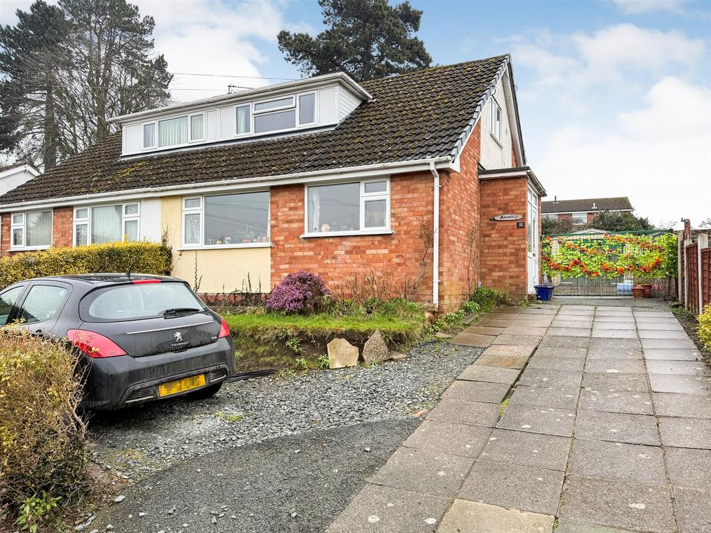 Property photo 1 of 14 Front.Jpg