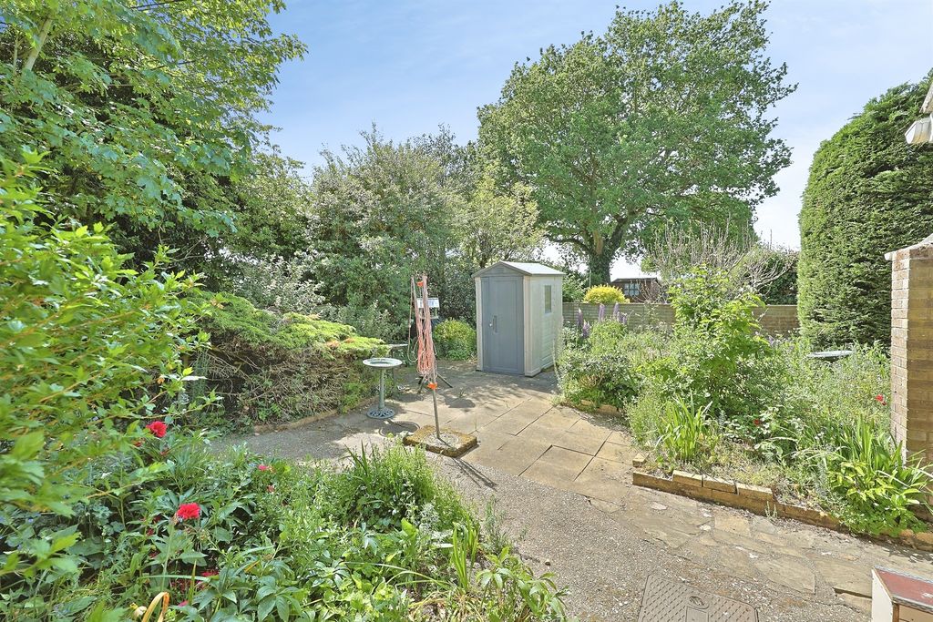 Property photo 3 of 18