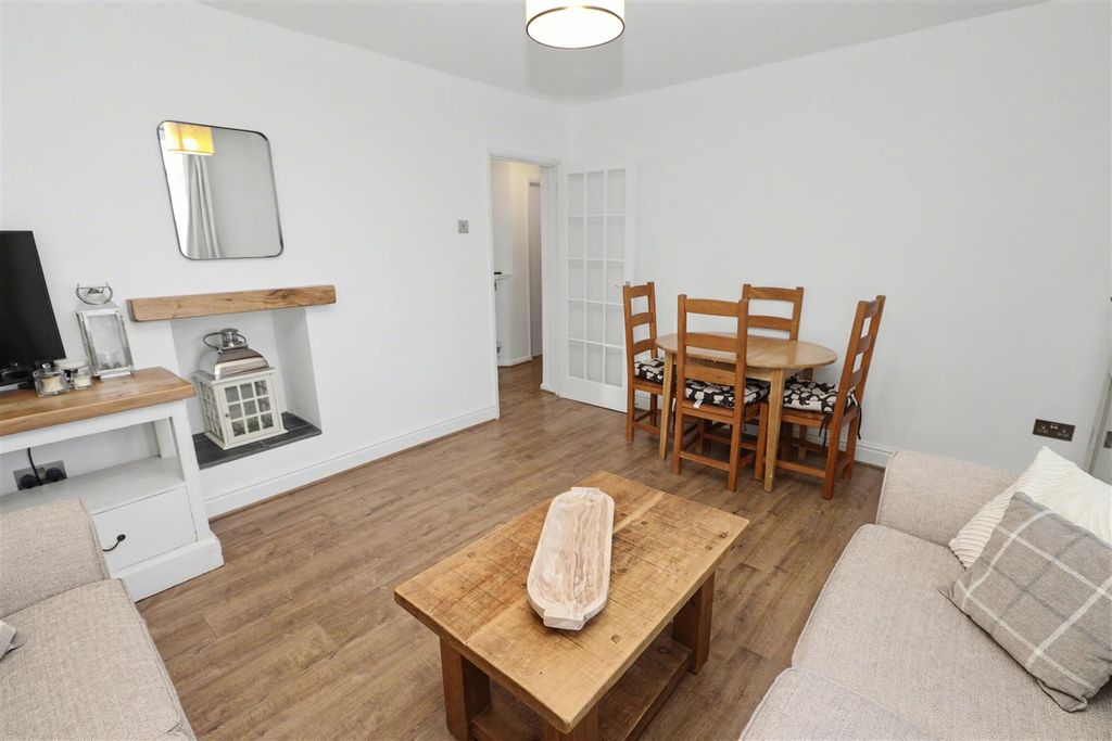 Property photo 3 of 20 Img_1106.Jpg