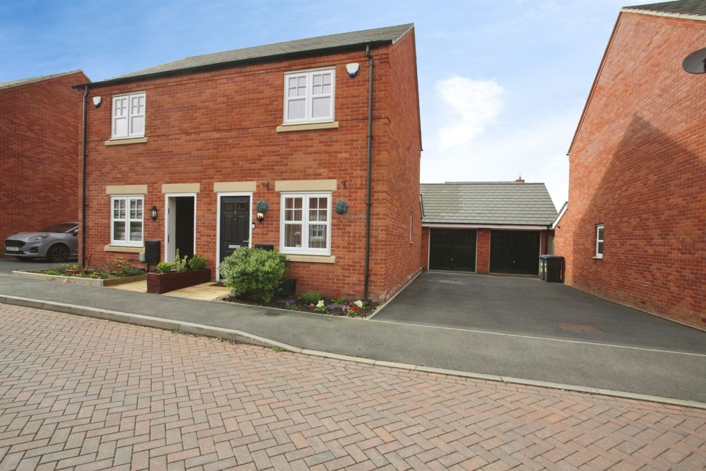 Property photo 1 of 20