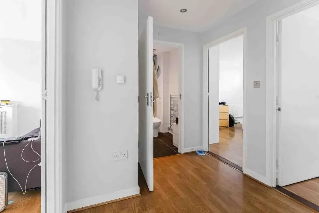 Property photo 3 of 7