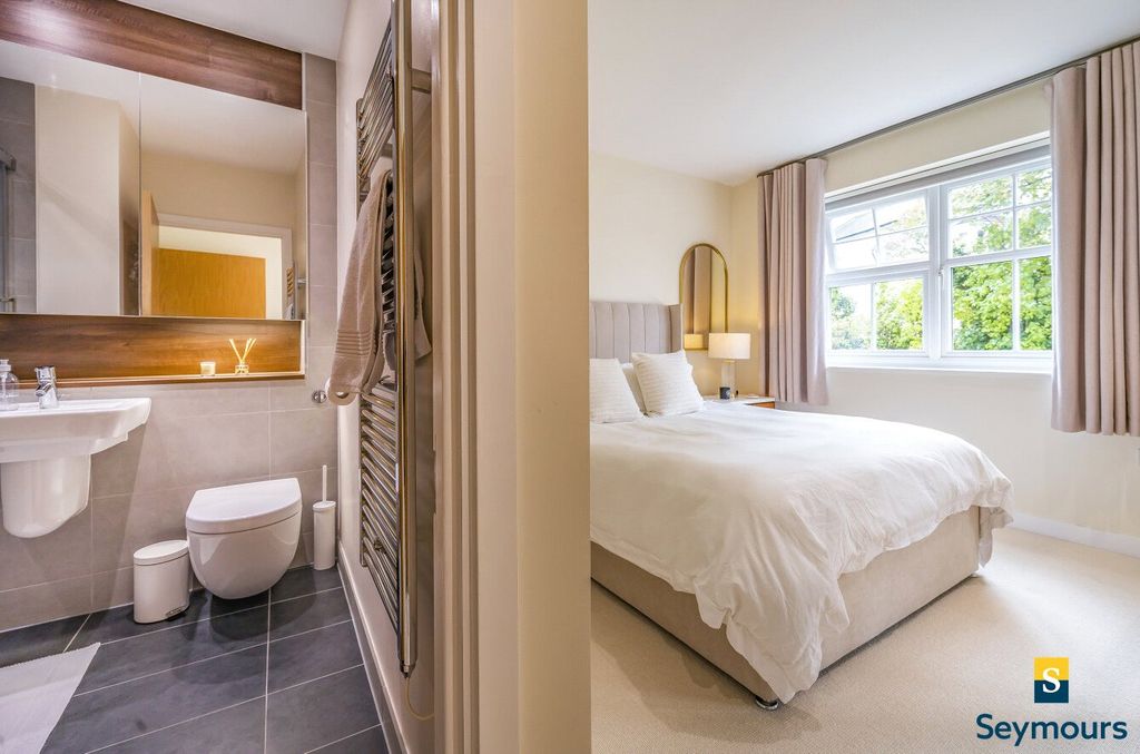 Additional image 19 of 2 bed flat for saleGuildford, Surrey GU1