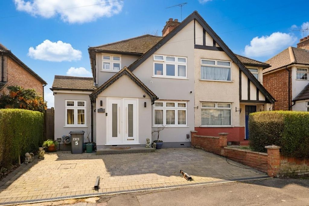 Property photo 1 of 13 Front