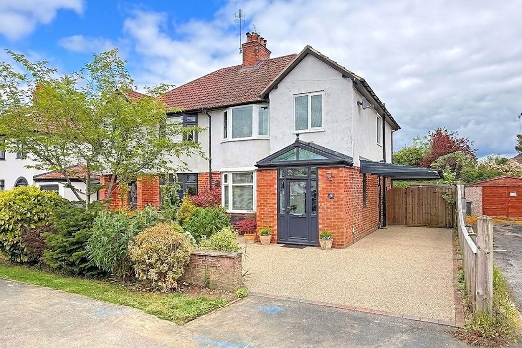 Property photo 1 of 13