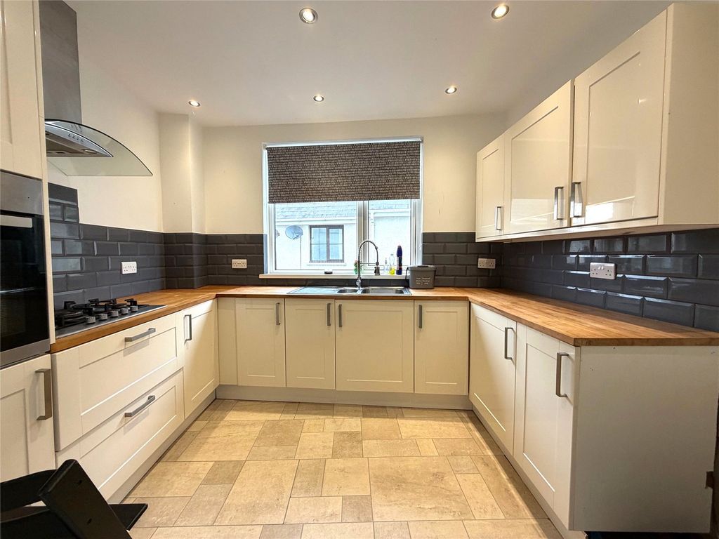 Property photo 3 of 25 Picture No. 19