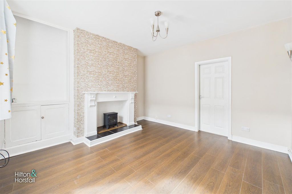 Property photo 3 of 13 Graham Street
