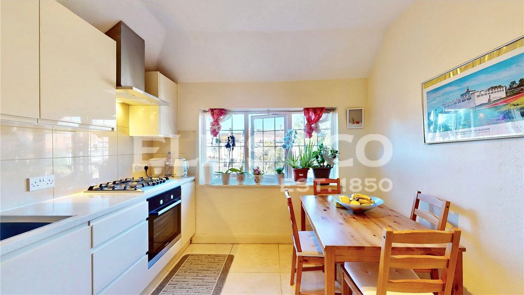 Property photo 2 of 19 Picture No. 02